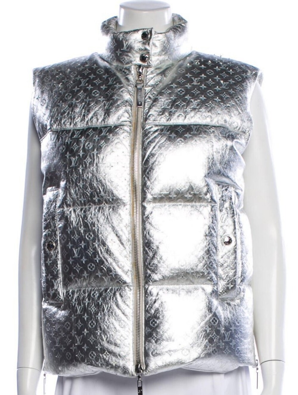 Size Small Brand New $1,000